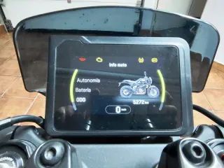 Husqvarna Svartpilen 401 2025