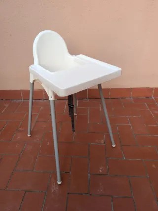 Trona IKEA Antilop con bandeja