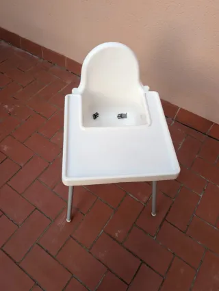 Trona IKEA Antilop con bandeja