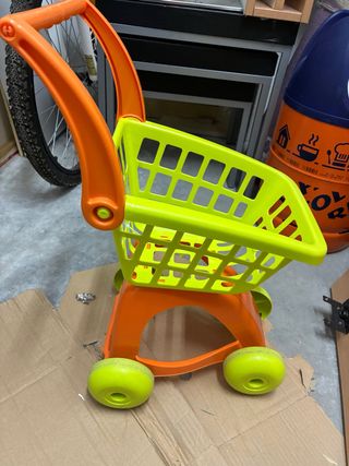 Se regala Carrito de la compra para niños