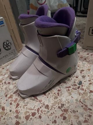 Esquís y botas infantiles