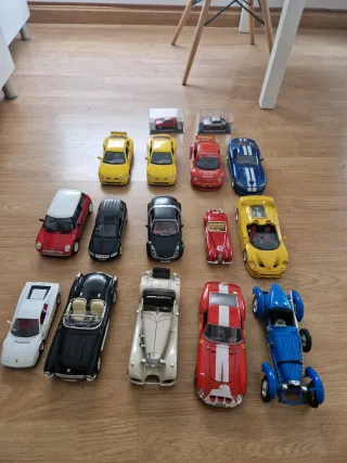 Maquetas de coches variados