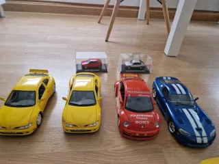 Maquetas de coches variados