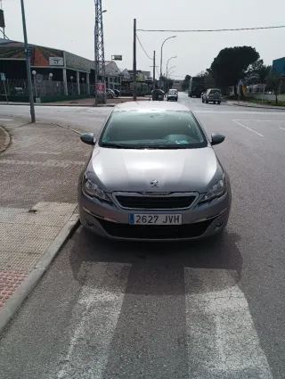 Peugeot 308 2016