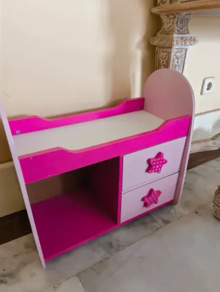 Cuna de juguete rosa