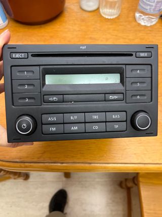 Radio Original VW Caravelle / Transporter T5 - RCD
