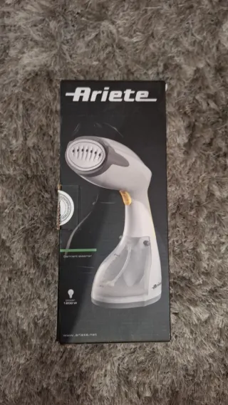 Plancha de vapor vertical Ariete