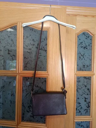 Bolso de mano marrón