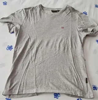 Camiseta Nappapijri. Talla M