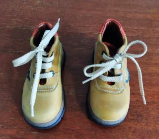 Zapatos de bebé de piel, talla 23, Andanines.