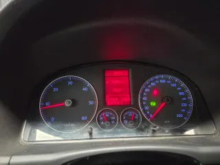 Volkswagen Touran 2.0TDI 170CV DSG NACIONAL