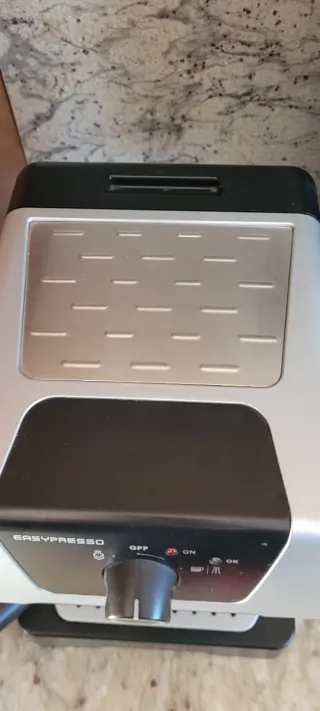 Cafetera Electrolux EasyPress