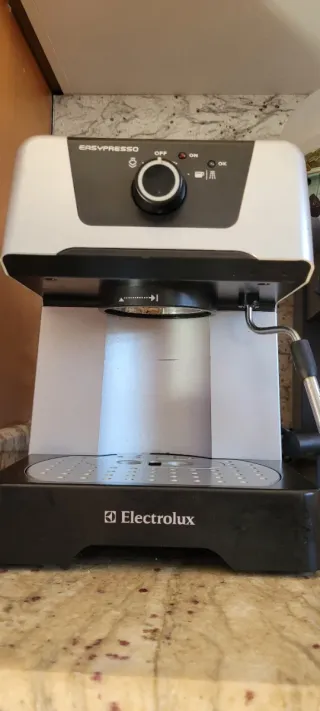 Cafetera Electrolux EasyPress