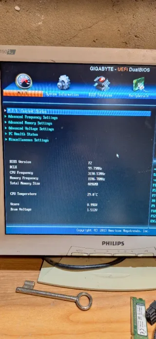 PLACA BASE DE ORDENADOR