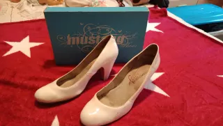 Zapatos Mustang Blanco Tacón