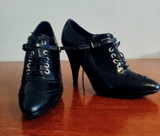 Zapatos de tacón negros, talla 37, Zara