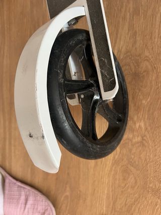 Patinete Stoy blanco poco usado