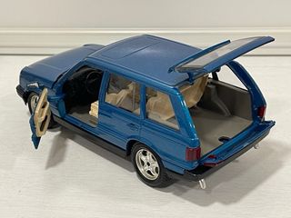 Range Rover 1/24 Azul Metálico