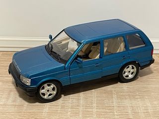 Range Rover 1/24 Azul Metálico