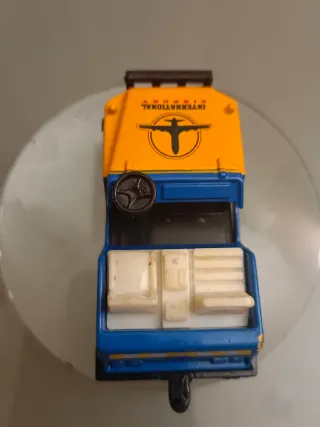 Coche de juguete International Airport