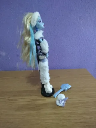Muñeca Monster High Abbey Bominable