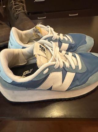 Zapatillas New Balance Azul y Gris