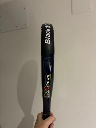 Pala de pádel Black Crown Wolf + funda