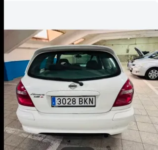 Nissan Almera 2001