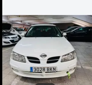 Nissan Almera 2001