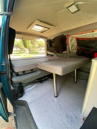 Camper - Volkswagen T4 Caravelle GL