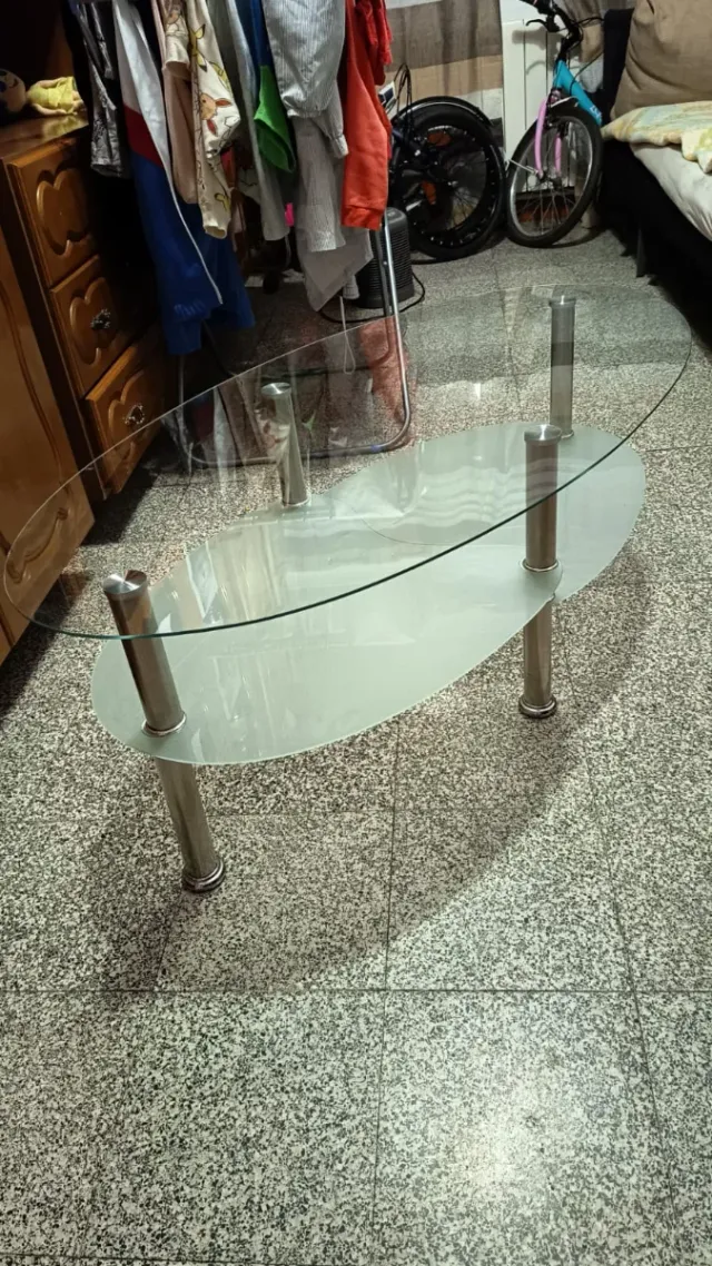 Mesa de centro ovalada cristal y metal