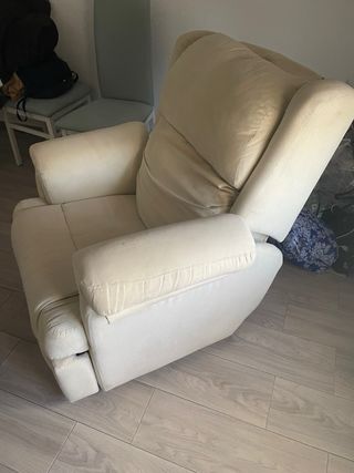 Sillón reclinable individual beige