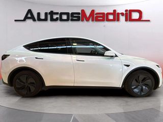 Tesla Model Y Gran autonomía con tracción trasera