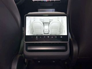 Tesla Model Y Gran autonomía con tracción trasera