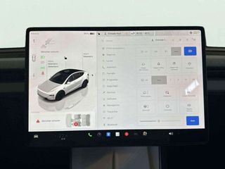 Tesla Model Y Gran autonomía con tracción trasera