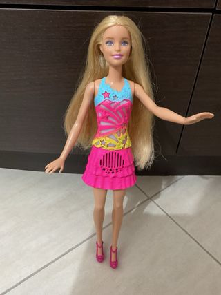 Barbie Principessa Pettina e Brilla