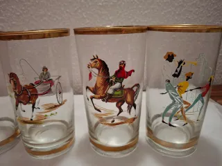 Set di 6 bicchieri antichi con bordo dorato