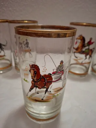 Set di 6 bicchieri antichi con bordo dorato