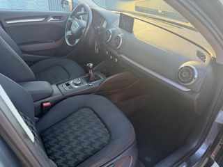 Audi A3 2015 UNICO DUEÑO PEGATINA C desde 160€/MES