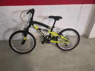 Bicicleta 20 pulgadas Negra y Amarilla