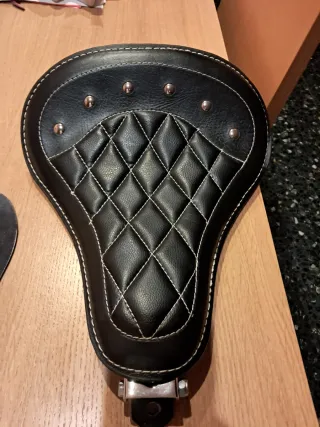 Asiento Moto Custom Negro