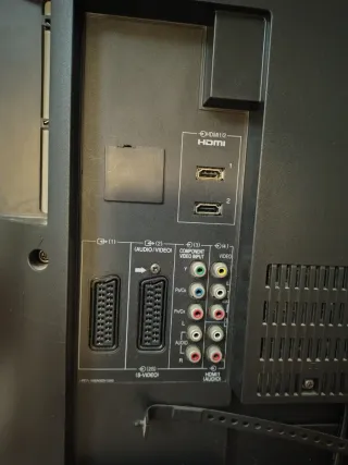 Televisor Toshiba REGZA Negro LCD de 32 pulgadas.