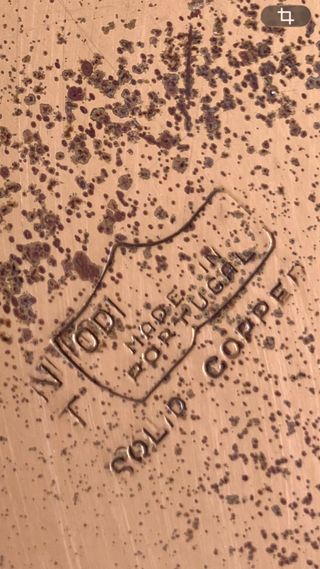 Tetera de cobre macizo y porcelana