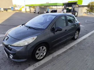 Peugeot 207 2006