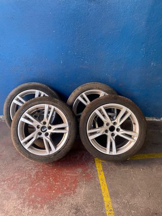 4 Llantas “17” Audi y 4 Neumáticos