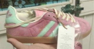 Zapatillas adidas gazelle rosa y verde numero 36