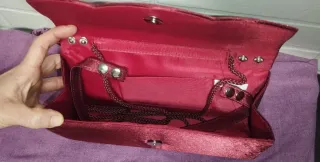 Bolso de fiesta rojo y carmín pintalabios