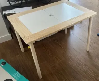 Mesa sensorial infantil madera