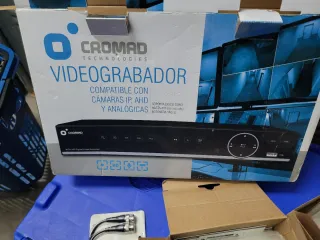 2 Camaras de vigilancia y grabador nuevos