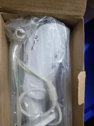 2 Camaras de vigilancia y grabador nuevos